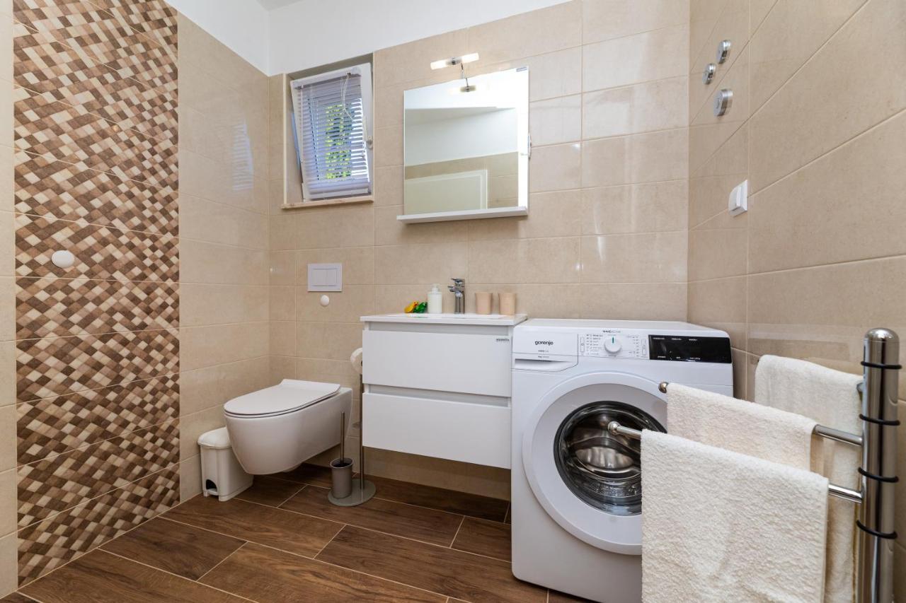 Apartment Nada 1 Malinska Dış mekan fotoğraf