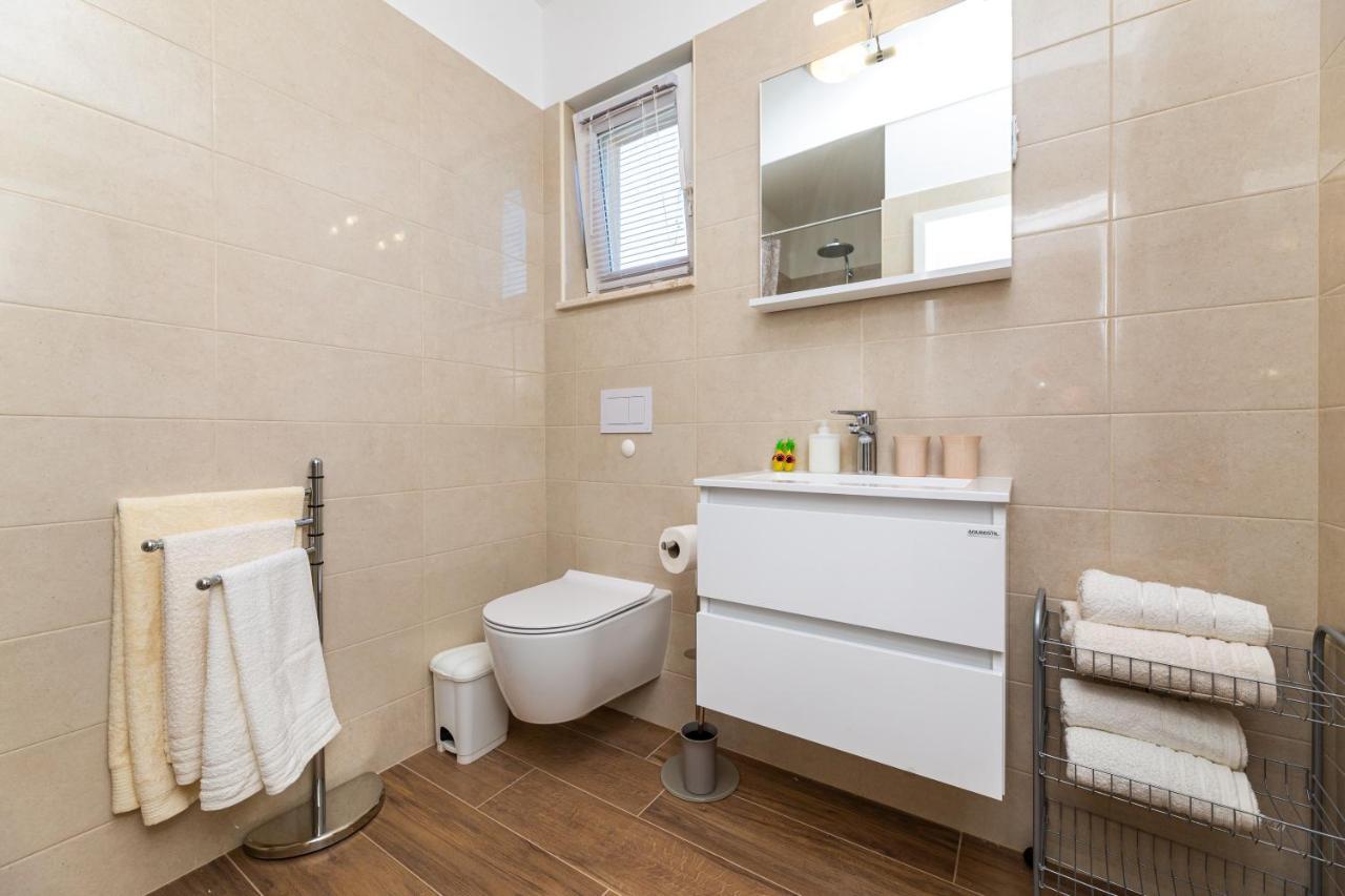Apartment Nada 1 Malinska Dış mekan fotoğraf